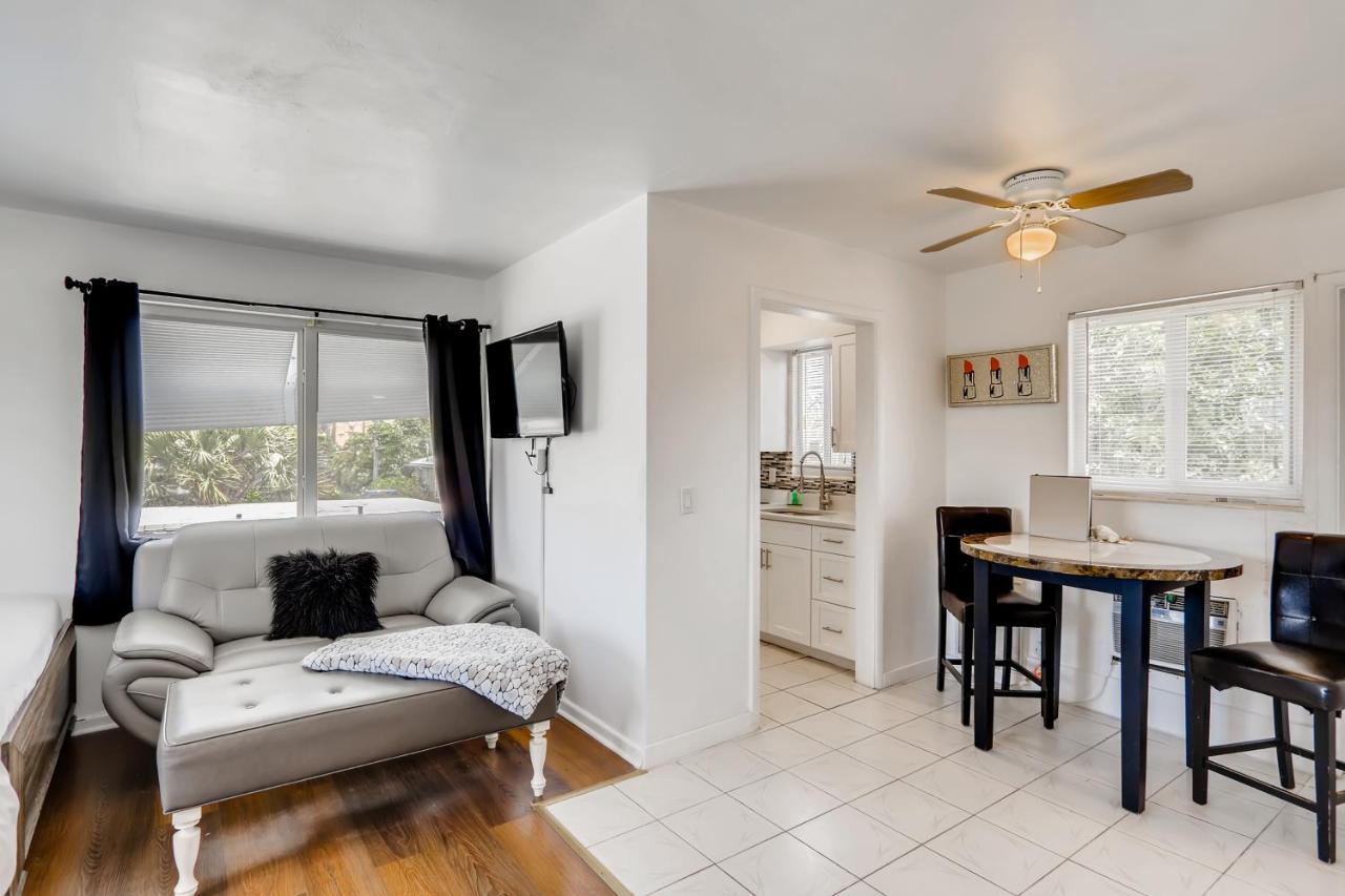 Coral Sands Huge Studio W/ 2 Queen Beds! West Palm Beach Exteriér fotografie